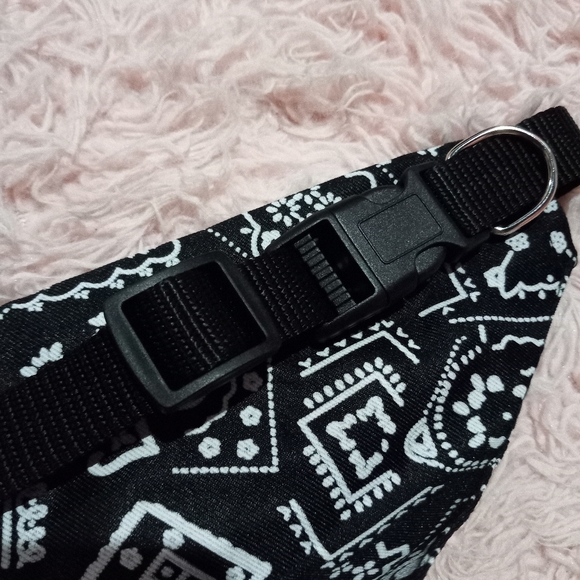 Cutest bandana puppy dog collar! Sz SM pink & sz L black! Leash D-ring collar - Picture 5 of 10